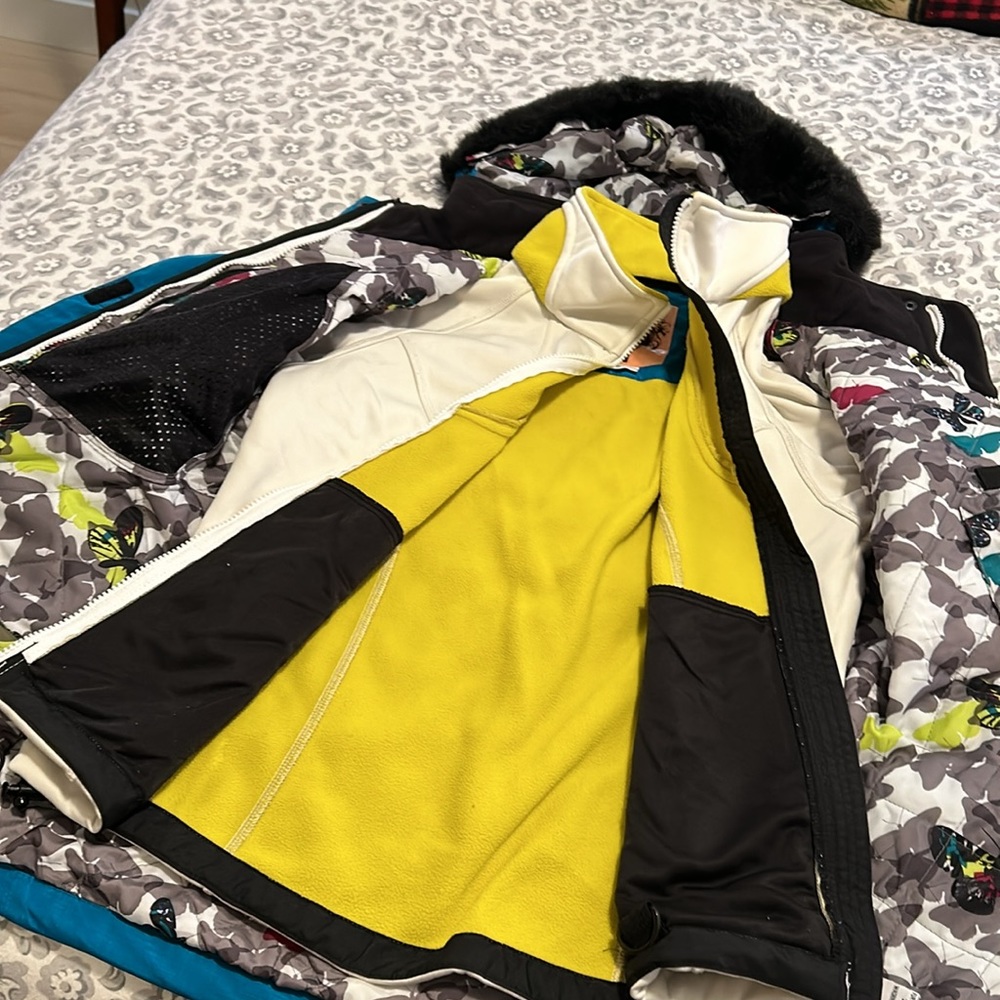 Ski jacket - Picture 3 of 16